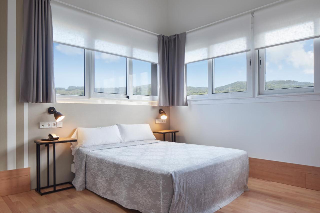 Hotel Berri Versalles Рентерия Экстерьер фото